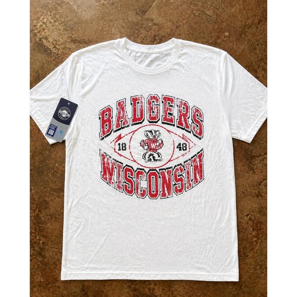 Wisconsin Badgers T Shirt Large NWT White NCAA Distressed Graphic Tee